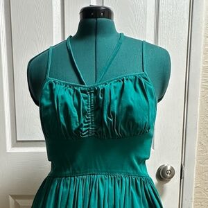 Rockin Bettie Boulevard Nights Halter Swing Dress in Green (Pin Up Girl Style)
